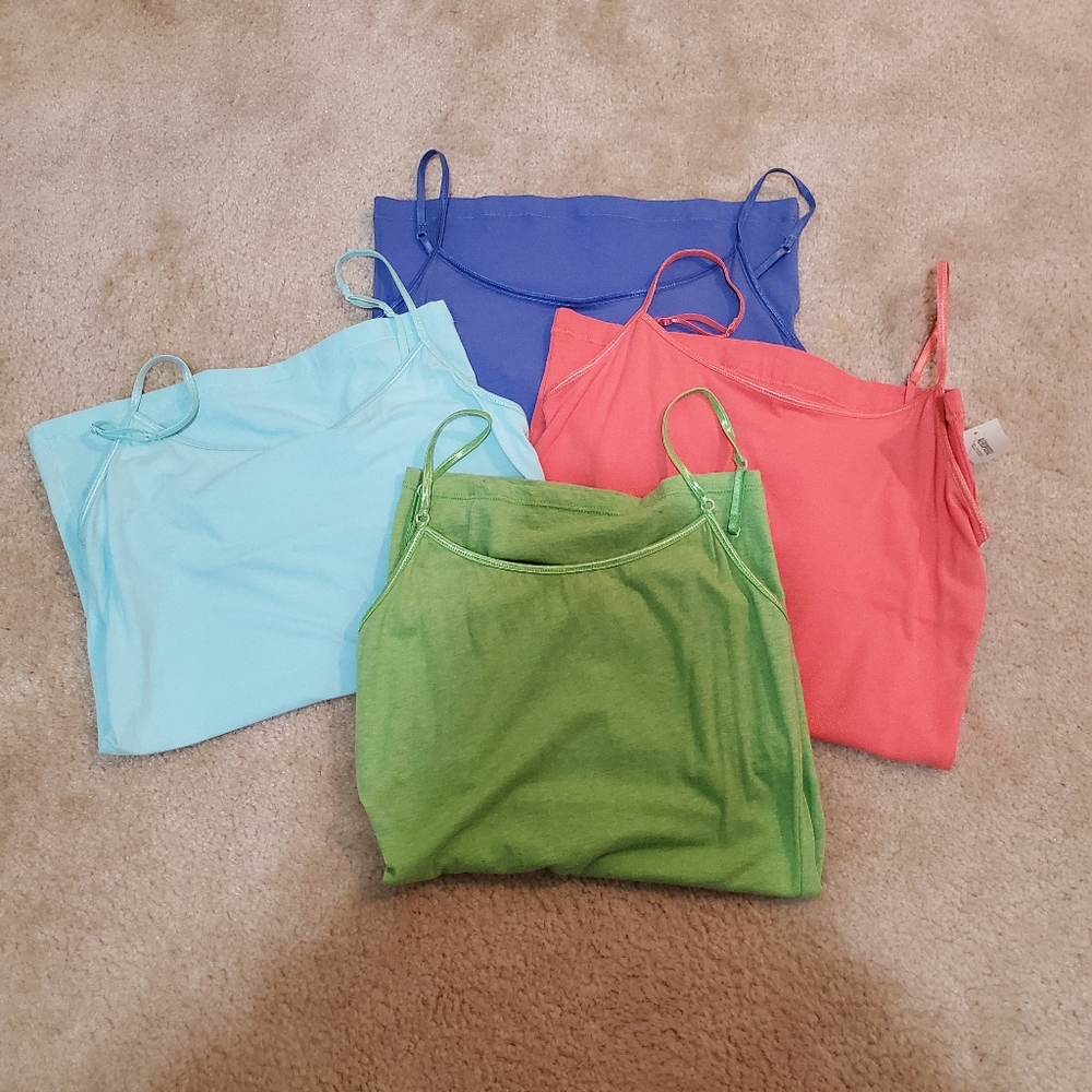 Bundle of 4 camis